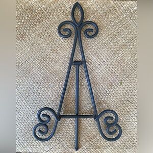 Vintage Table Top Easel 13.5” x 8”